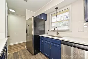 8439 Country Oaks Rd, Charlotte, NC 28227 - Photo 11