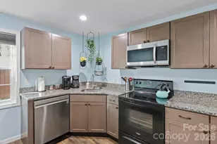 548 Cherry Mountain St, Forest City, NC 28043 - Photo 25