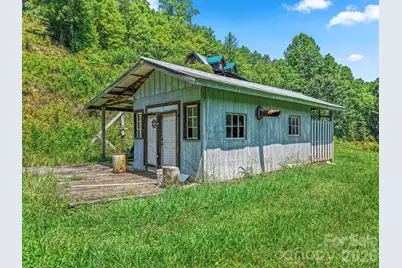 2560 Round Hill Road, Bryson City, NC 28713 - Photo 41