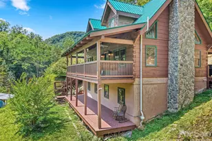 2560 Round Hill Rd, Bryson City, NC 28713 - Photo 1