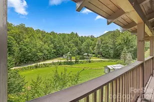 2560 Round Hill Rd, Bryson City, NC 28713 - Photo 37