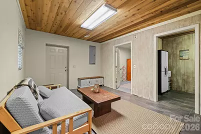 2560 Round Hill Road, Bryson City, NC 28713 - Photo 25