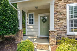 642 Brickdust Ct, Fort Mill, SC 29708 - Photo 3