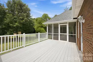 182 Robert Dr, Statesville, NC 28625 - Photo 33