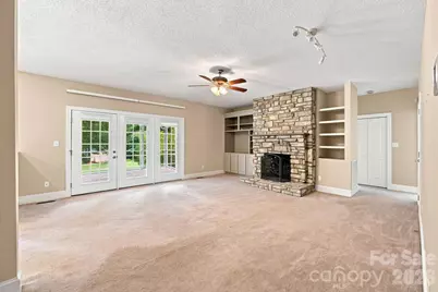182 Robert Drive, Statesville, NC 28625 - Photo 13