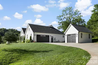 29 Banner Cottages Lane, Horse Shoe, NC 28759 - Photo 9