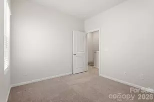 4636 Lakeview Rd, Charlotte, NC 28216 - Photo 15