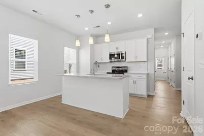 4636 Lakeview Road, Charlotte, NC 28216 - Photo 3