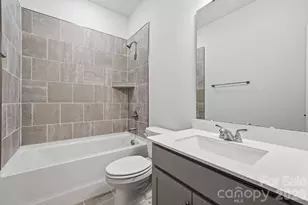 5114 Orchardview Wy, Charlotte, NC 28216 - Photo 17