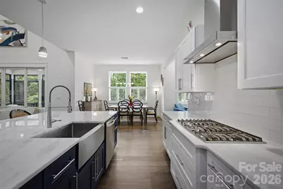 4820 Glen Hollow Lane NE, Hickory, NC 28601 - Photo 19
