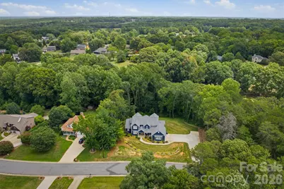 4820 Glen Hollow Lane NE, Hickory, NC 28601 - Photo 5