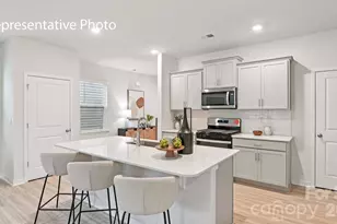 676 13th Ave Dr NE, Hickory, NC 28601 - Photo 11