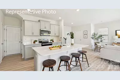 672 13th Avenue Drive NE, Hickory, NC 28601 - Photo 5