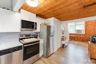 201 Hoskins Road S, Charlotte, NC 28208 - Photo 7