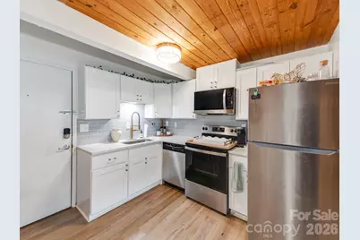 201 Hoskins Road S #122, Charlotte, NC 28208 - Photo 3