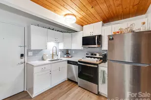 201 Hoskins Road S, Charlotte, NC 28208 - Photo 3