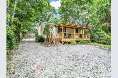 407 Hiawassee Avenue, Black Mountain, NC 28711 - Photo 3