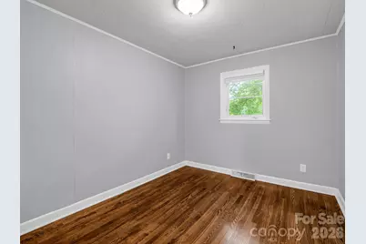 407 Hiawassee Avenue, Black Mountain, NC 28711 - Photo 17