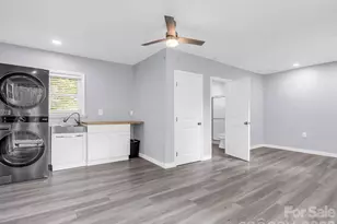 407 Hiawassee Ave, Black Mountain, NC 28711 - Photo 25