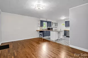 407 Hiawassee Ave, Black Mountain, NC 28711 - Photo 7