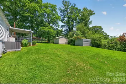 2753 Fairwood Drive, Hudson, NC 28638 - Photo 9