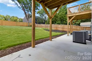 709 Pennsylvania Ave, Charlotte, NC 28216 - Photo 35