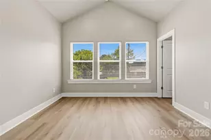 709 Pennsylvania Ave, Charlotte, NC 28216 - Photo 19