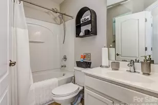 2074 Ayrsley Town Blvd, Charlotte, NC 28273 - Photo 13
