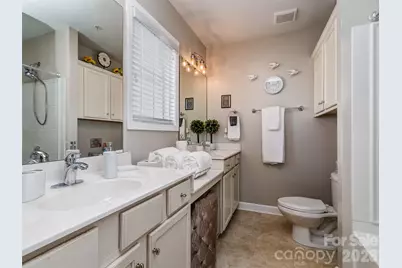 2074 Ayrsley Town Boulevard, Charlotte, NC 28273 - Photo 11