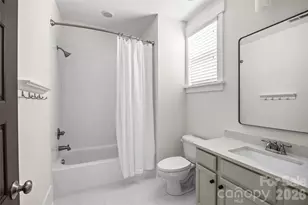 1431 Tippah Park Ct, Charlotte, NC 28205 - Photo 29