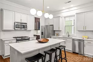 1431 Tippah Park Ct, Charlotte, NC 28205 - Photo 13