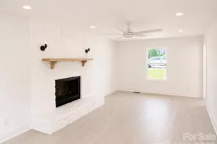 2606 Pine Forest Dr, Gastonia, NC 28056 - Photo 9