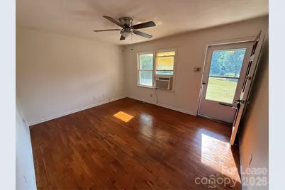 2549 N Olivers Road, Newton, NC 28658 - Photo 3