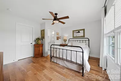 2404 23rd Street Drive NE, Hickory, NC 28601 - Photo 19