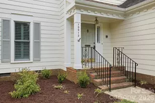 10012 Brass Eagle Ln, Charlotte, NC 28210 - Photo 3