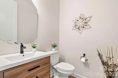 9427 Liberty Hill Drive, Charlotte, NC 28227 - Photo 5