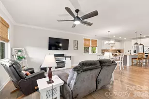 9427 Liberty Hill Dr, Charlotte, NC 28227 - Photo 13