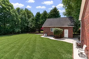 115 Seven Springs Loop, Statesville, NC 28625 - Photo 45