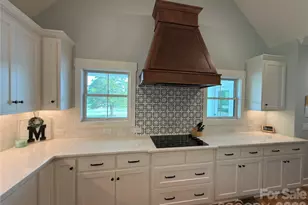 257 Glenwood Dr, Oakboro, NC 28129 - Photo 5