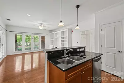 1903 Kenilworth Avenue #105, Charlotte, NC 28203 - Photo 7