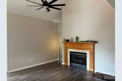 2478 23rd Street NE, Hickory, NC 28601 - Photo 3