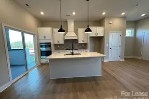 5715 Gulch Pl, Charlotte, NC 28215 - Photo 3