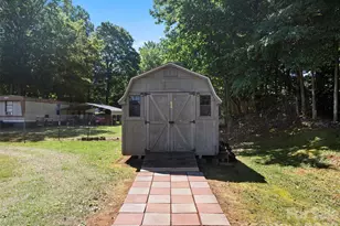 199 Sable Ln, Thomasville, NC 27360 - Photo 35
