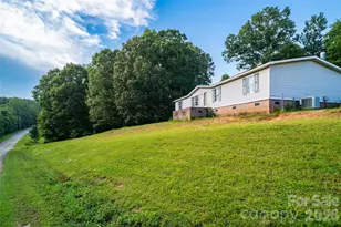 479 Mcdade Rd, Tryon, NC 28782 - Photo 1