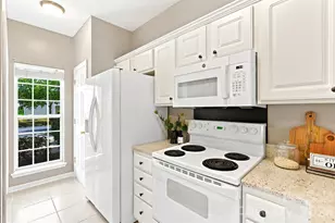 1323 Anthem Ct, Charlotte, NC 28205 - Photo 13