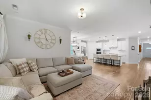 8504 Pennegrove Cir, Charlotte, NC 28214 - Photo 11