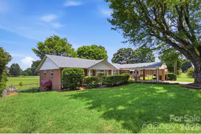 4110 Kendell Place, Hudson, NC 28638 - Photo 3