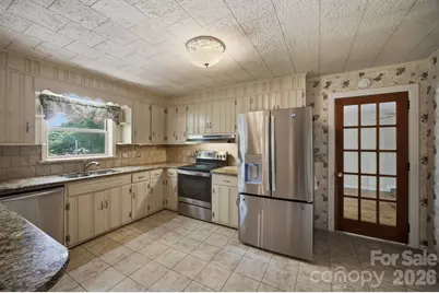 4110 Kendell Place, Hudson, NC 28638 - Photo 11