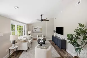 8223 Knollwood Cir, Charlotte, NC 28213 - Photo 13