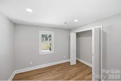 8223 Knollwood Circle, Charlotte, NC 28213 - Photo 17